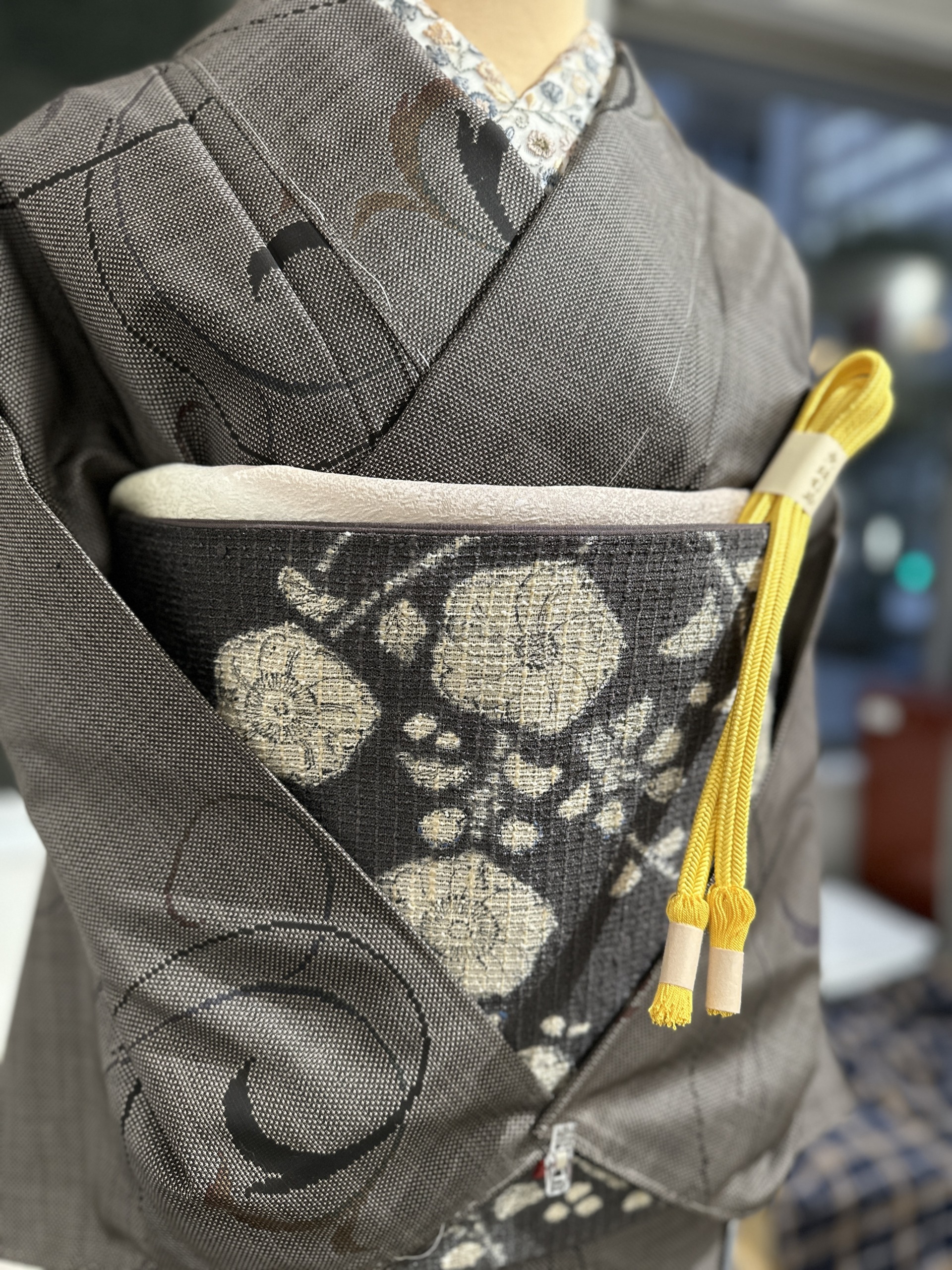 川島織物 格子に花紋の袋帯-